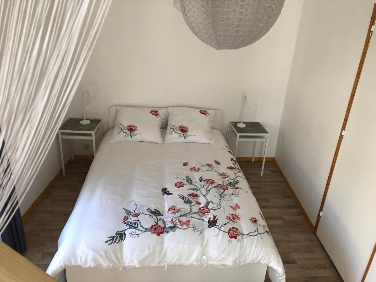 La Maisonnette Auvergnate Vertaizon Esterno foto